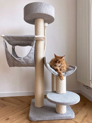 Basic cat tree with upper rosette and double hammock on a wooden base upholstered with fabric of your choice.